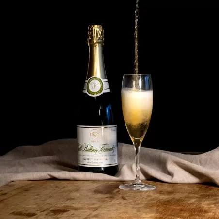 SIDRA VALLE BALLINA Y FERNÁNDEZ D.O.P.  Sidra asturiana D.O.P.