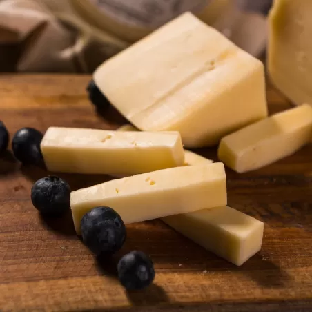 QUESO DE VACA ABREDO PEQUEÑO Quesos de vaca -4%