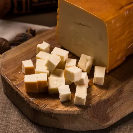 QUESO DE VACA EN BARRA (1 KG. APROX.) Quesos de vaca -2%