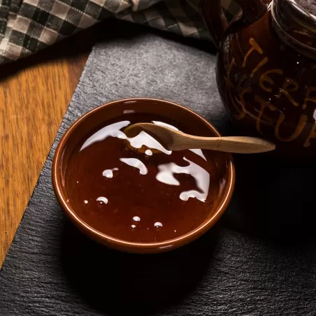 MIEL MULTIFLORA DE ASTURIAS EN TARRO BARRO (500 g.) Miel natural asturiana