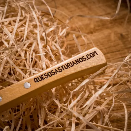 Asturias cheese knife from taramundi 