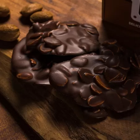 Delicias de chocolate y almendras Sobias Tierra Astur